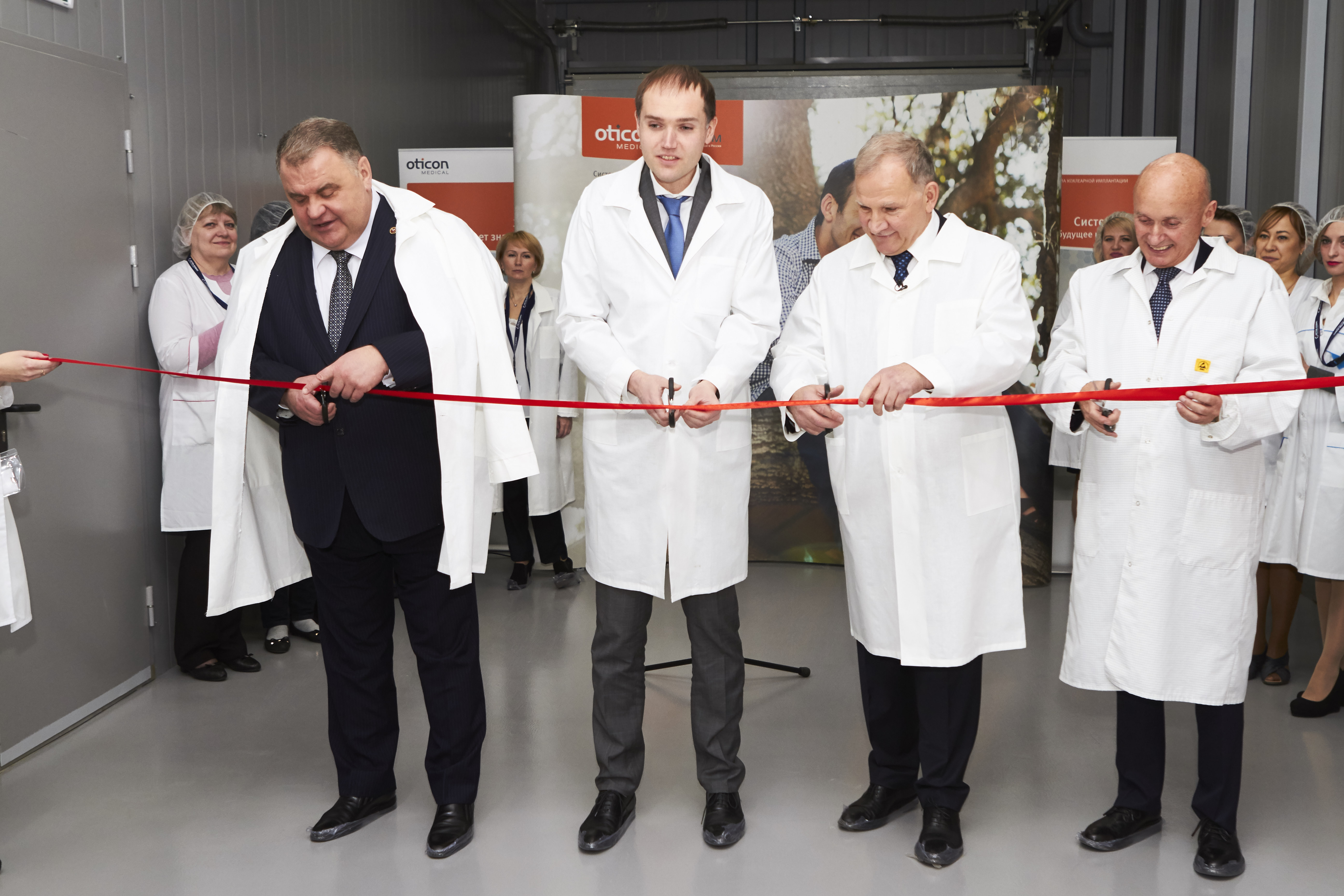 Открытие первой в России производственной линии по выпуску отечественных процессоров для системы кохлеарной имплантации